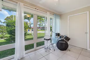 676 Laconia Cir, Lake Worth, FL 33467 - Photo 25
