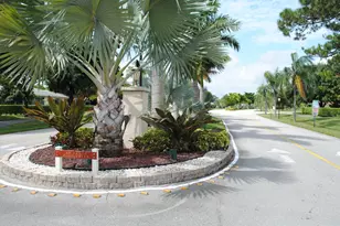 676 Laconia Cir, Lake Worth, FL 33467 - Photo 37