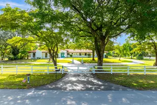 4950 Thoroughbred Ln, Southwest Ranches, FL 33330 - Photo 65
