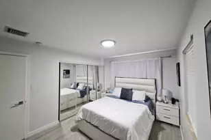 1029 Omar Rd, West Palm Beach, FL 33405 - Photo 13