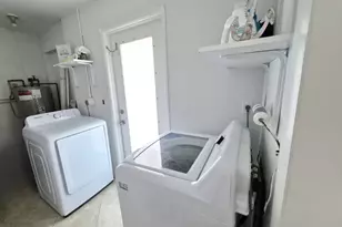 1029 Omar Rd, West Palm Beach, FL 33405 - Photo 15