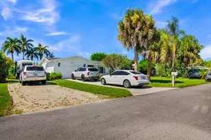 3079 Indian Trail, Lake Worth, FL 33462 - Photo 3