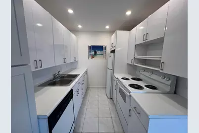 4053 Harwood E #4053, Deerfield Beach, FL 33442 - Photo 3