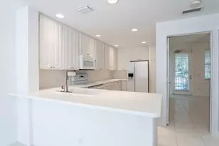 186 Soriano Dr, Jupiter, FL 33458 - Photo 9