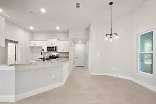 373 NW Broadview St, Port Saint Lucie, FL 34983 - Photo 5