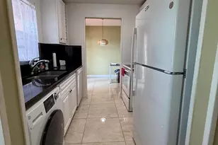 22 Golfs Edge, West Palm Beach, FL 33417 - Photo 3