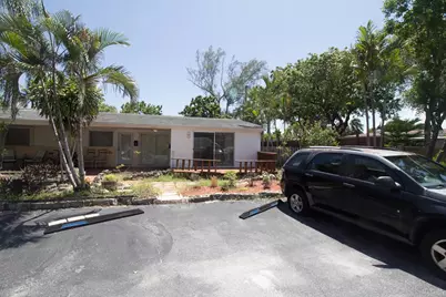 909 NE 12th Avenue, Pompano Beach, FL 33060 - Photo 17