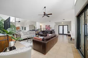 627 Hollows Cir, Deerfield Beach, FL 33442 - Photo 11