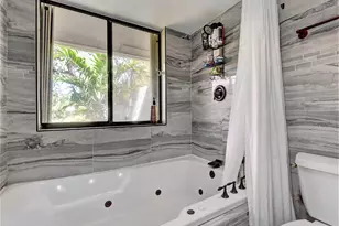 627 Hollows Cir, Deerfield Beach, FL 33442 - Photo 13