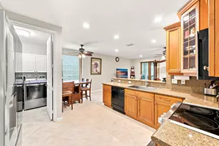 176 Belle Grove Ln, West Palm Beach, FL 33411 - Photo 37