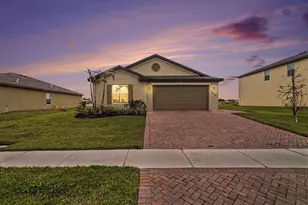 969 Bent Creek Dr, Fort Pierce, FL 34947 - Photo 1