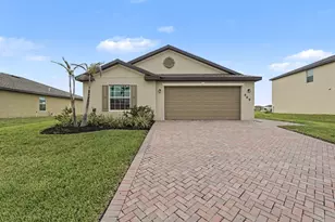 969 Bent Creek Dr, Fort Pierce, FL 34947 - Photo 3