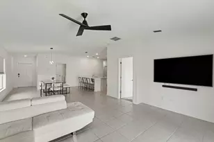 969 Bent Creek Dr, Fort Pierce, FL 34947 - Photo 11