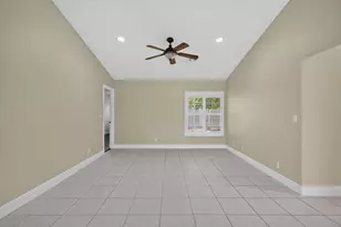 4481 NW 20th Ave, Oakland Park, FL 33309 - Photo 5
