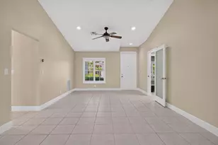 4481 NW 20th Ave, Oakland Park, FL 33309 - Photo 7