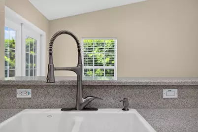 4481 NW 20th Avenue, Oakland Park, FL 33309 - Photo 9