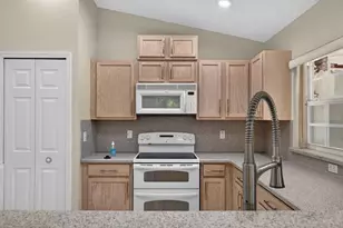 4481 NW 20th Ave, Oakland Park, FL 33309 - Photo 11