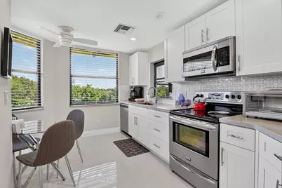7535 La Paz Boulevard #306, Boca Raton, FL 33433 - Photo 11