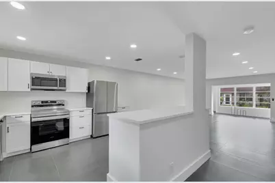 868 Worcester Lane #B, Lake Worth, FL 33467 - Photo 5