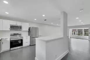868 Worcester Ln, Lake Worth, FL 33467 - Photo 5