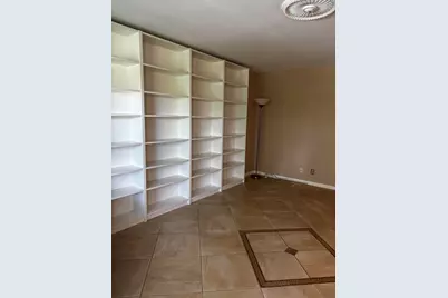 13 Chatham A, West Palm Beach, FL 33417 - Photo 3