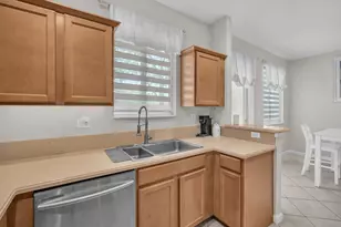 21431 NW 13th Ct, Miami Gardens, FL 33169 - Photo 11