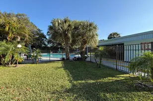 9440 SW 8th St, Boca Raton, FL 33428 - Photo 29