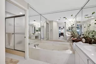 17031 Boca Club Blvd, Boca Raton, FL 33487 - Photo 11
