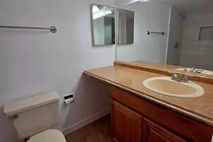 22 Springdale Cir, Palm Springs, FL 33461 - Photo 27
