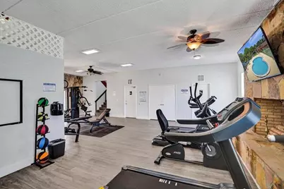 22 Springdale Circle, Palm Springs, FL 33461 - Photo 33