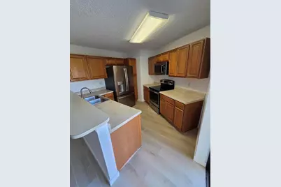 22 Springdale Circle, Palm Springs, FL 33461 - Photo 11