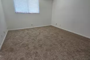22 Springdale Cir, Palm Springs, FL 33461 - Photo 25