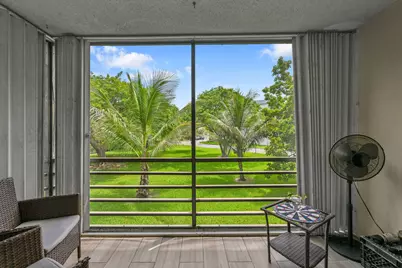 103 Royal Park Drive #2E, Oakland Park, FL 33309 - Photo 5