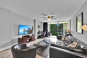 103 Royal Pk Dr, Oakland Park, FL 33309 - Photo 3