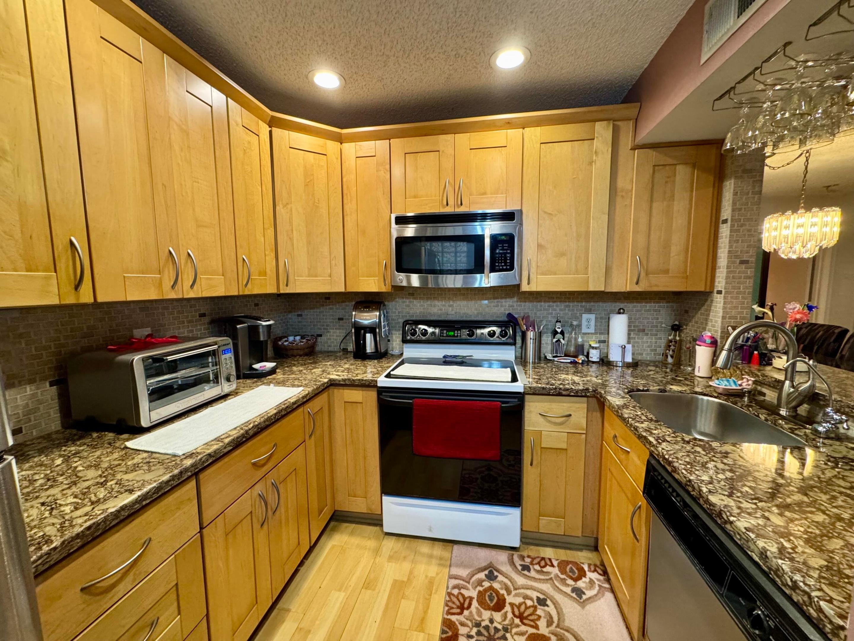 10791 NW 14th St #300 main architectural view