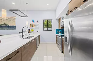 3090 SW 17th St, Miami, FL 33145 - Photo 9