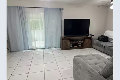 1420 SW 47th Avenue, Deerfield Beach, FL 33442 - Photo 5