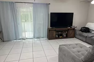1420 SW 47th Ave, Deerfield Beach, FL 33442 - Photo 5