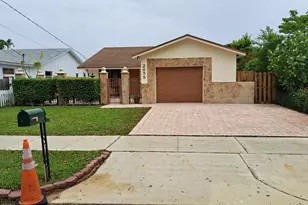 2655 Coolidge St, Hollywood, FL 33020 - Photo 1