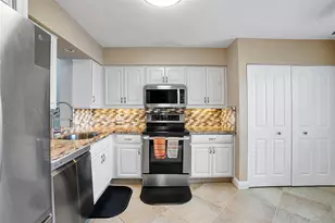 4550 NW 18th Ave, Deerfield Beach, FL 33064 - Photo 19