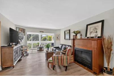 3590 Via Poinciana #311, Lake Worth, FL 33467 - Photo 7