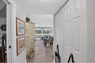 3590 Via Poinciana #311, Lake Worth, FL 33467 - Photo 5
