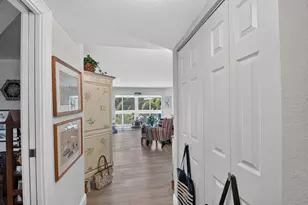 3590 Via Poinciana, Lake Worth, FL 33467 - Photo 5