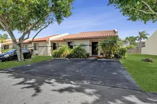 11218 SW 58th Cir, Cooper City, FL 33330 - Photo 3