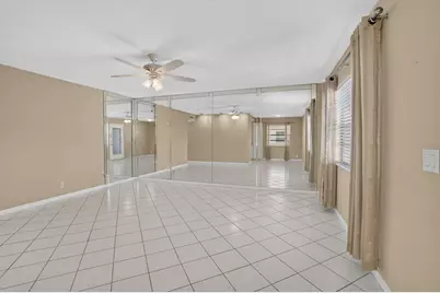 332 Capri G, Delray Beach, FL 33484 - Photo 5