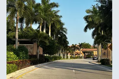 502 SW 147th Avenue, Pembroke Pines, FL 33027 - Photo 1