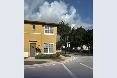 502 SW 147th Avenue, Pembroke Pines, FL 33027 - Photo 5
