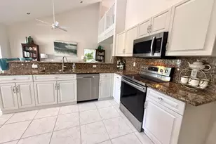 9392 Cascade Ct, Boynton Beach, FL 33437 - Photo 9