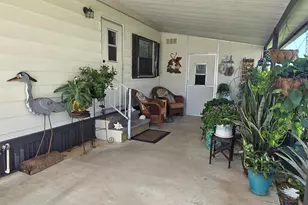 8020 SE Shenandoah Dr, Hobe Sound, FL 33455 - Photo 3