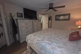 8020 SE Shenandoah Dr, Hobe Sound, FL 33455 - Photo 11